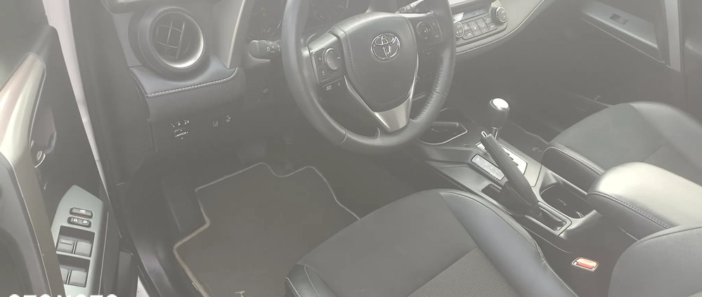 Toyota RAV4 cena 91500 przebieg: 108750, rok produkcji 2018 z Nekla małe 379
